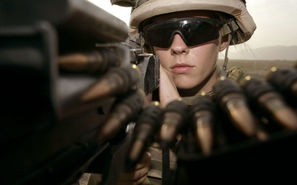 المرأة بالجيش 3
