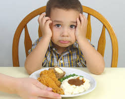 طفل يرفض الطعام 2